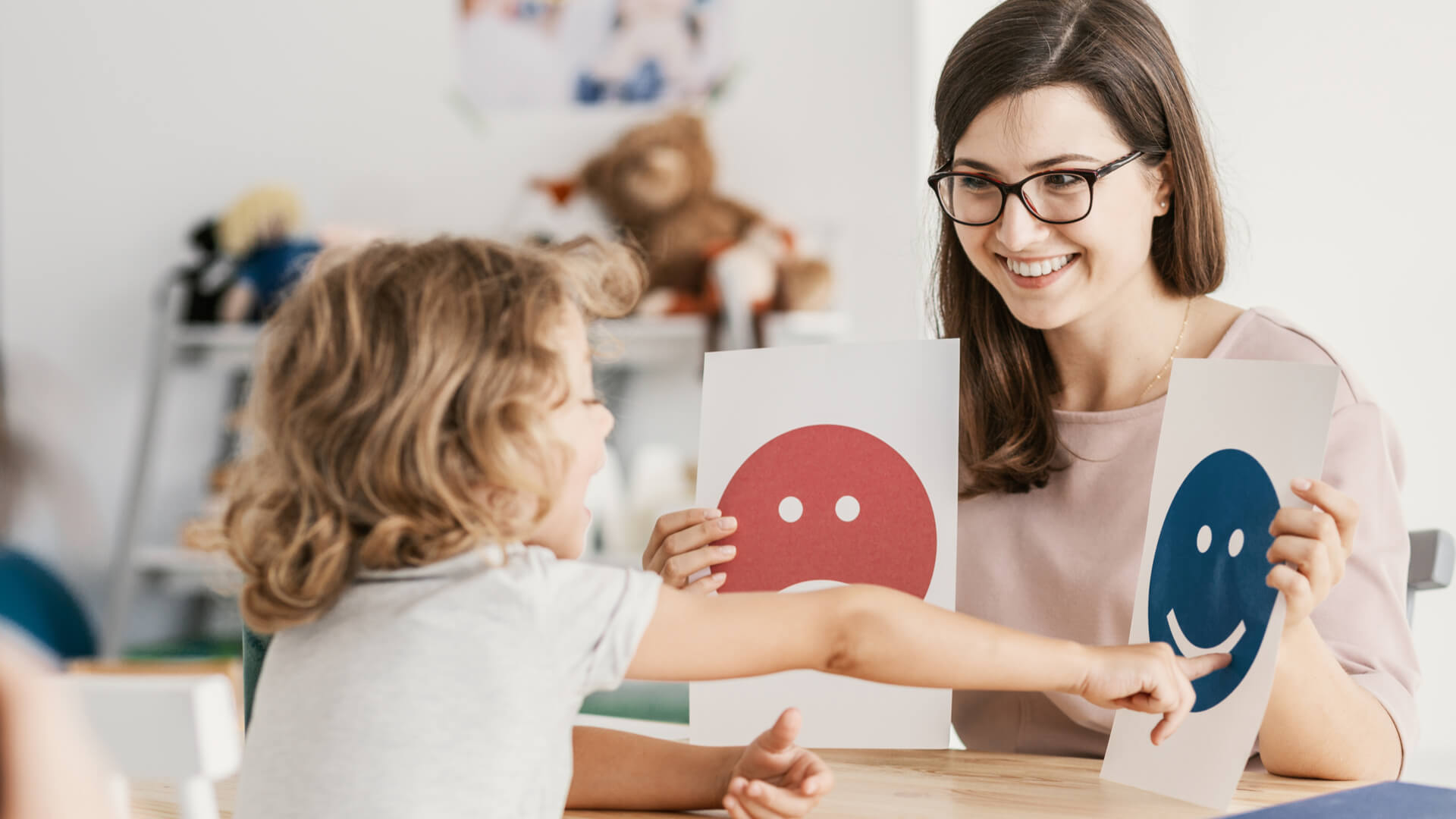 Ayuda a tu hijo no verbal con autismo a hablar